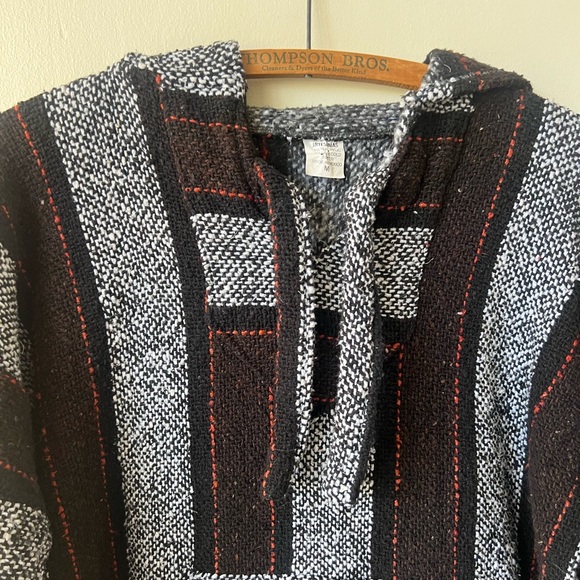 Vintage Black and White Drug Rug 90's Mexican Poncho Tapestry Sweatshirt - Picture 2 of 7